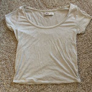 Hollister short t-shirt